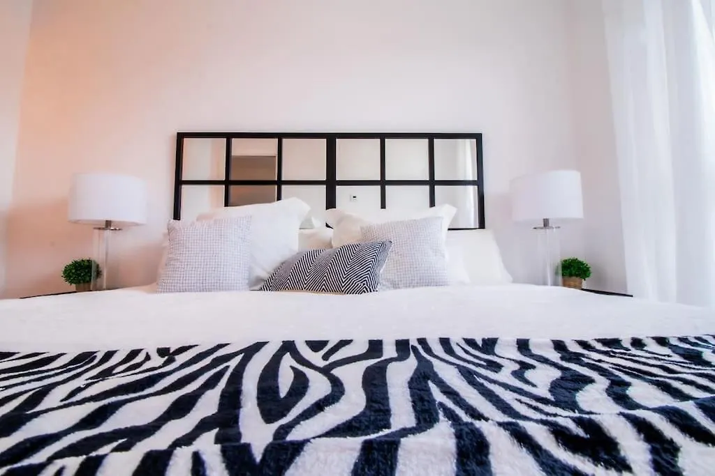 Apartment Business Apartament, Torre Australis Madrid